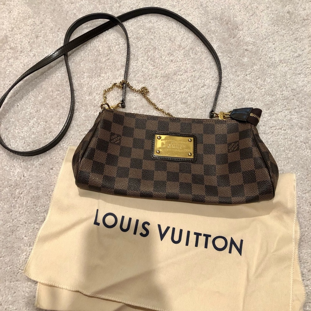 Authentic Louis Vuitton crossbody